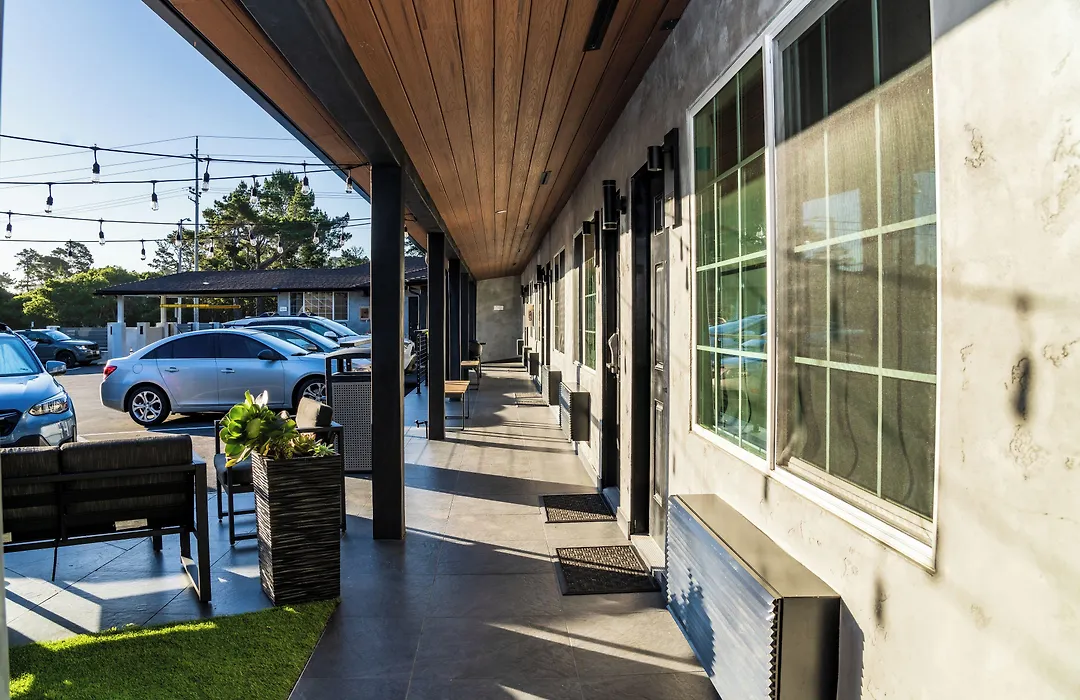 Monterey Surf Inn-1